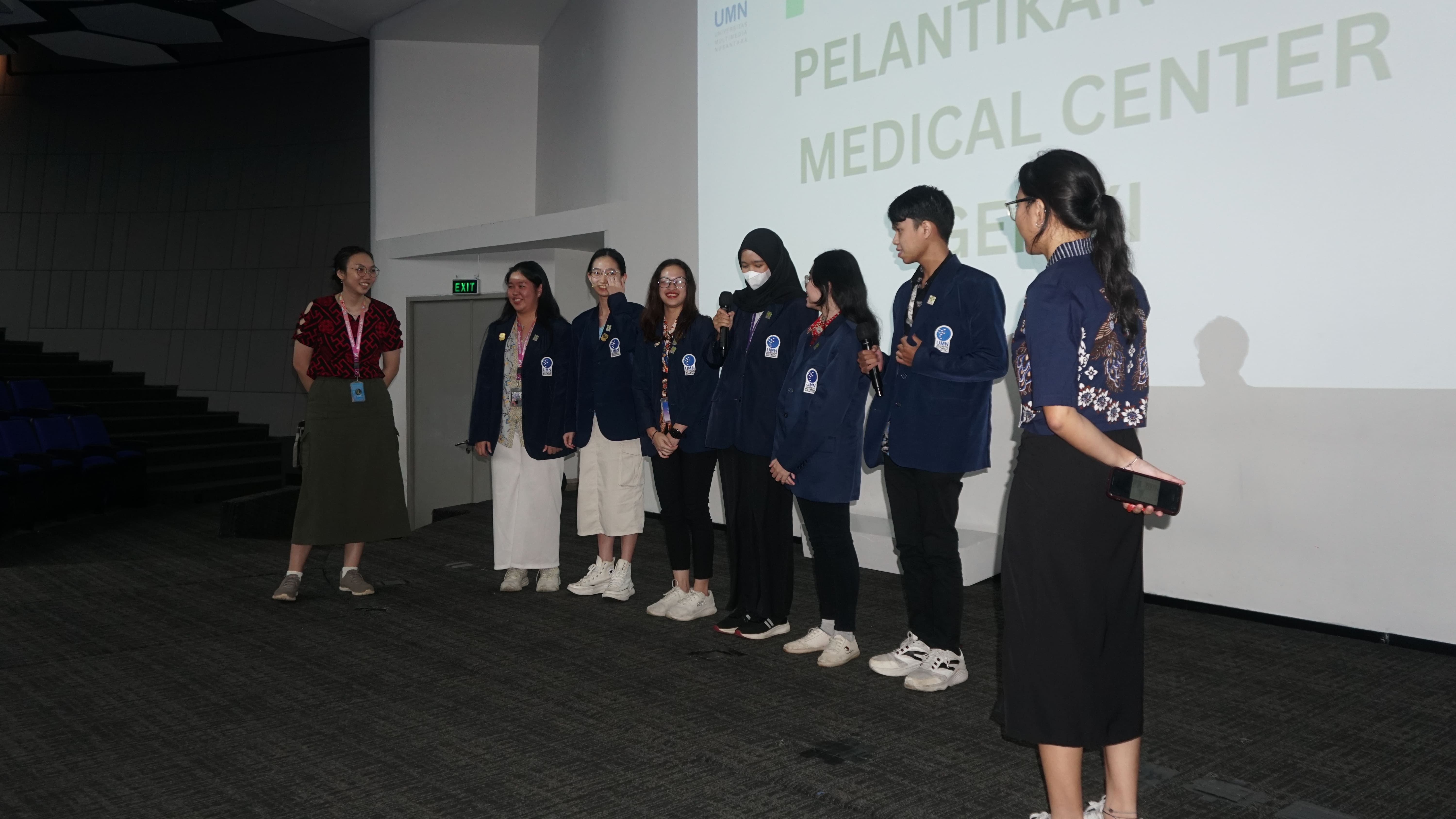Pelantikan Anggota Medic Gen 11